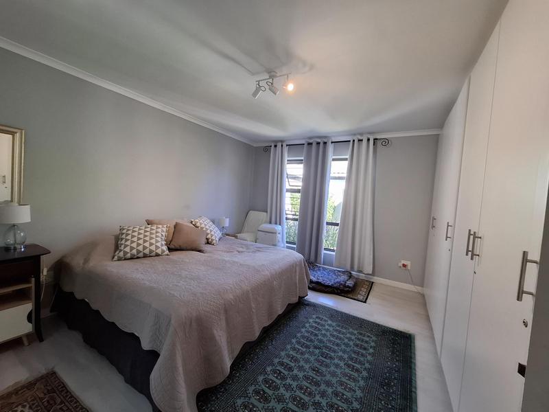 To Let 3 Bedroom Property for Rent in Land and Zeezicht Western Cape